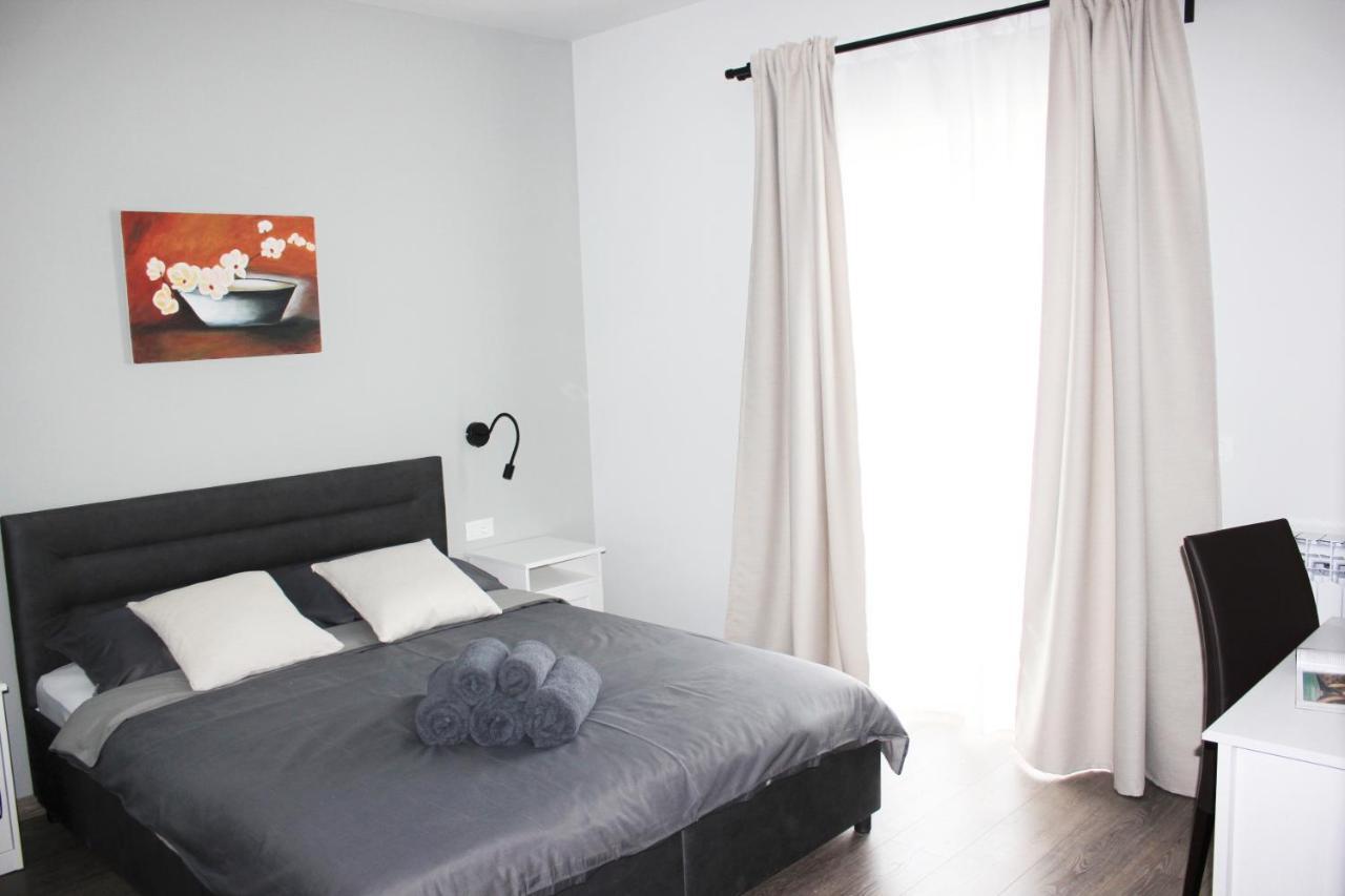 Zuzic Apartmán *